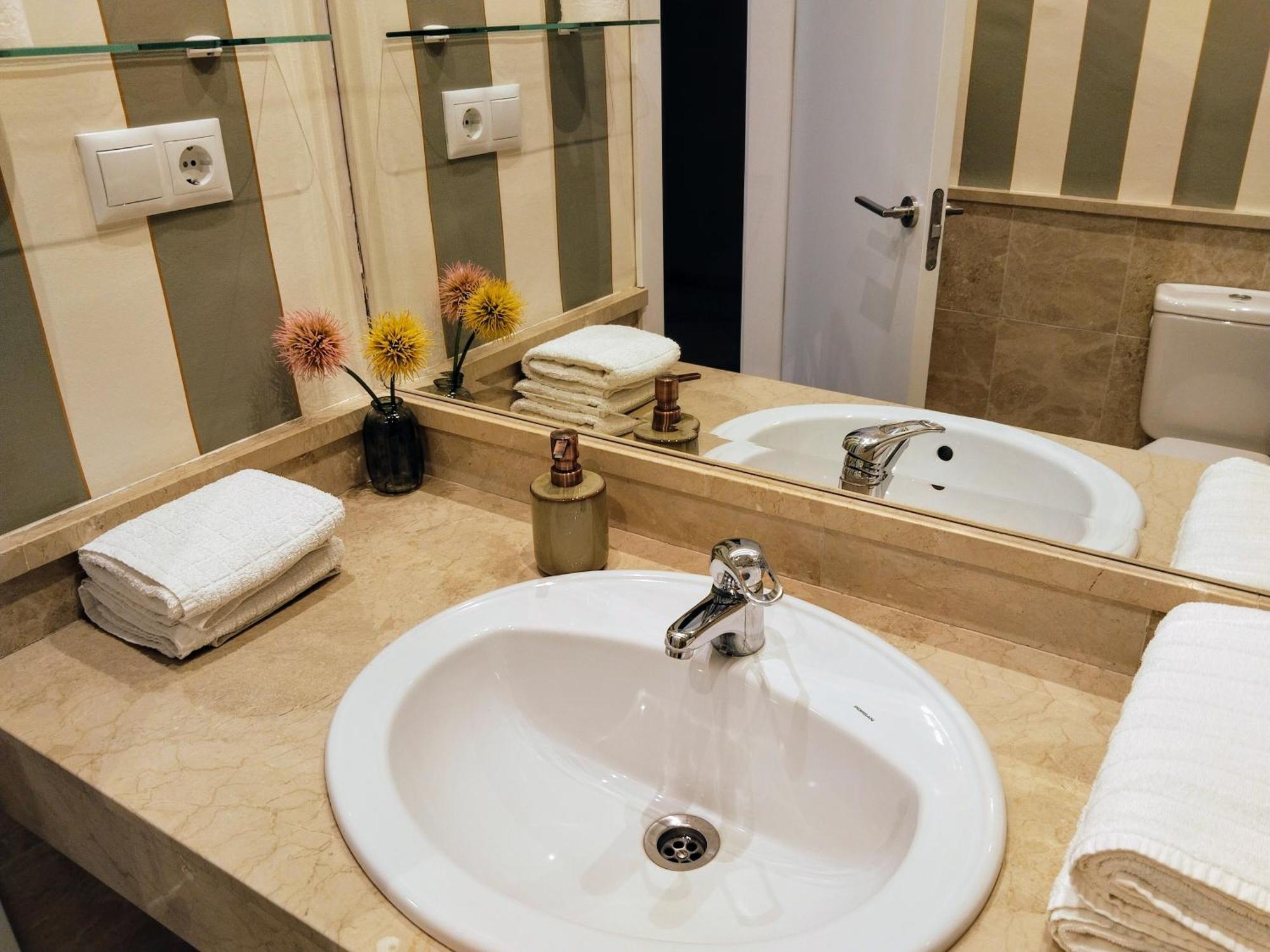 Apartamentos Serrallo 그라나다 외부 사진