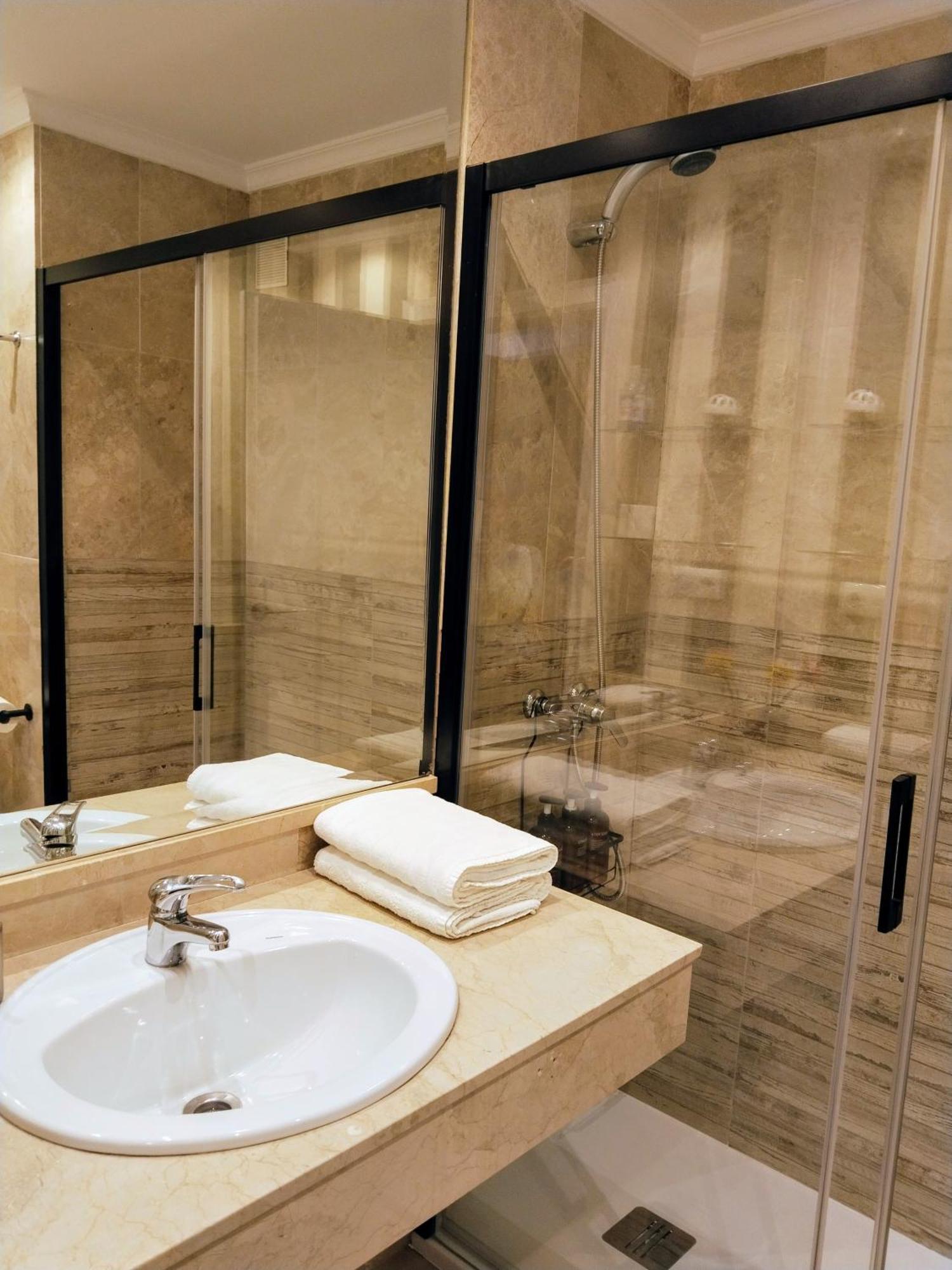 Apartamentos Serrallo 그라나다 외부 사진